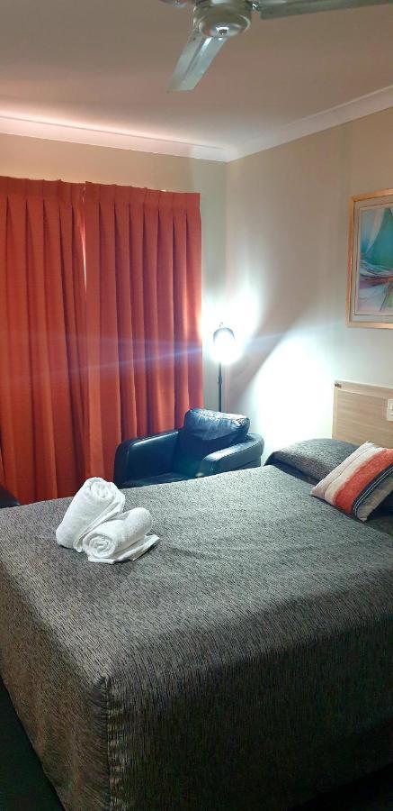 Cobar Central Motor Inn Экстерьер фото